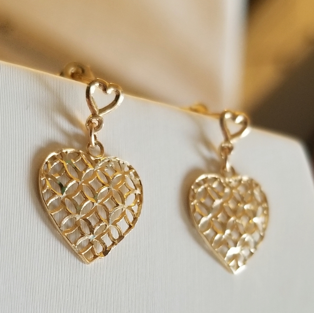 14K Gold Dangling Heart Earrings